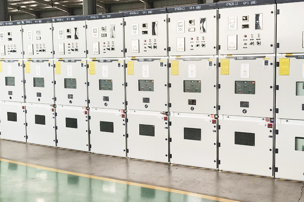 Mellemspændingskoblingsanlæg i datacentre og vedvarende energiprojekter